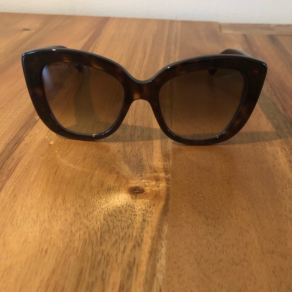 Gucci glasses